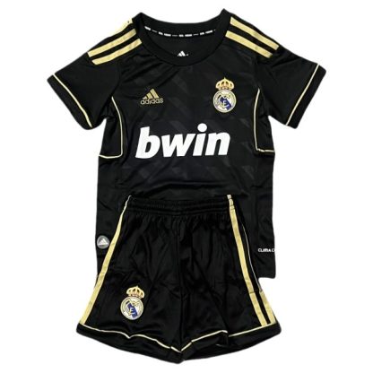 Köpa Barn Real Madrid Bortatröja Retro 2011-2012 Kortärmad (+ Korta byxor)