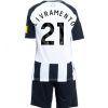 Köpa Billiga Barn Newcastle United Hemmatröja 2024/25 Tino Livramento 21 Kortärmad (+ Korta byxor)