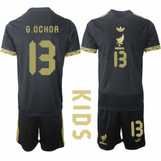 Köp Mexiko 2025 Gold Cup Fotbollströja Barn Guillermo Ochoa 13 Fotbollsklädset Kortärmad + Shorts