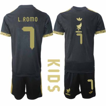 Köp Mexiko 2025 Gold Cup Fotbollströja Barn Luis Romo 7 Fotbollsklädset Kortärmad + Shorts
