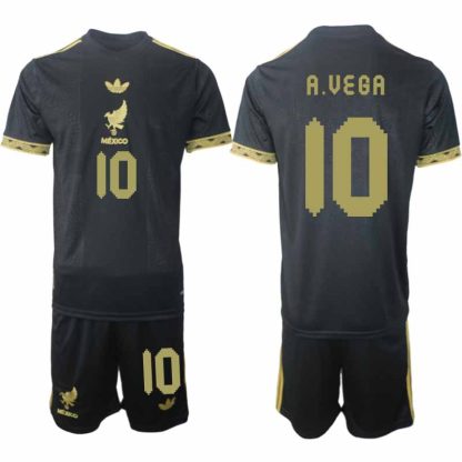 Köp Mexiko 2025 Gold Cup Fotbollströja Herr Alexis Vega 10 Fotbollsklädset Kortärmad + Shorts
