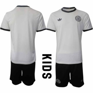 Köp Barn Tyskland 125-årsjubileum Hemmatröja 2025/26 Fotbollsställ Kortärmad (+ Korta byxor)