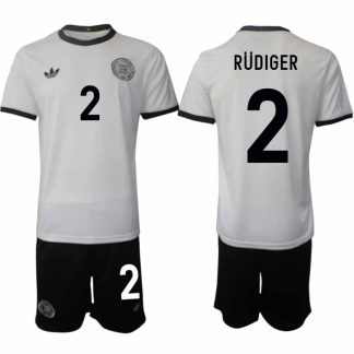 Köp Tyskland Herr Hemmatröja 2025/26 Antonio Rüdiger 2 Fotbollsställ Kortärmad (+ Korta byxor) – Tysklands 125-årsjubileumskit