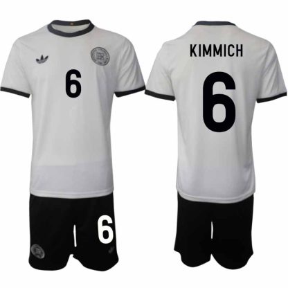 Köp Tyskland Herr Hemmatröja 2025/26 Joshua Kimmich 6 Fotbollsställ Kortärmad (+ Korta byxor) – Tysklands 125-årsjubileumskit