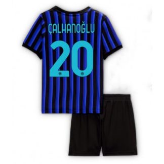 Inter Milan 2025/26 Hemmatröja Barn Set – Hakan Çalhanoğlu #20 Kortärmad Fotbollströja med Shorts