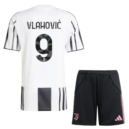 Juventus Barn Hemmatröja 2025/26 Dušan Vlahović 9 Kortärmad Fotbollsställ med Shorts