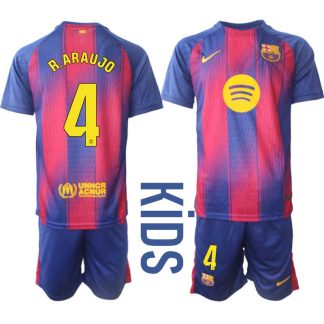 FC Barcelona Barn Hemmaställ 2025/26 – Ronald Araujo 4 – Kortärmad Fotbollströja + Shorts