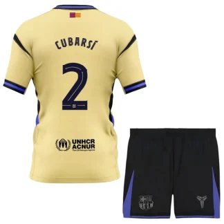 FC Barcelona x Kobe Bryant 2025/26 Barn Bortadräkt – Pau Cubarsí 2 – Kortärmad Fotbollsställ med Shorts