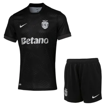 Sporting CP Barn Bortaställ 2025/26 – Kortärmad Fotbollsställ med Shorts