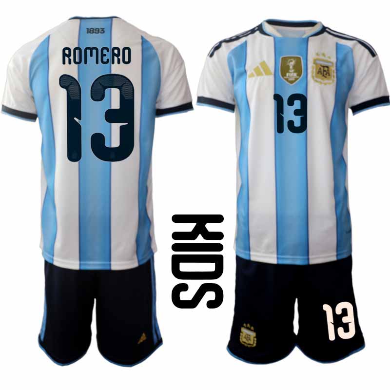Argentina 2026 VM Hemmaställ Barn Cristian Romero #13 Kortärmad Fotbollströja + Shorts