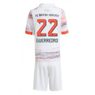 FC Bayern München Barn Bortaställ 2025/26 Raphaël Guerreiro #22 Kortärmad + Shorts
