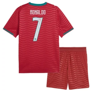 Portugal VM 2026 Hemmatröja Barn Cristiano Ronaldo #7 Kortärmad Fotbollströja + Shorts
