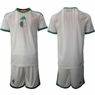 Algeriet VM 2026 Hemmaställ Herr Kortärmad Fotbollströja med Shorts
