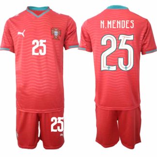 Portugal Hemmaställ VM 2026 Nuno Mendes #25 Herr Kortärmad Fotbollströja med Shorts