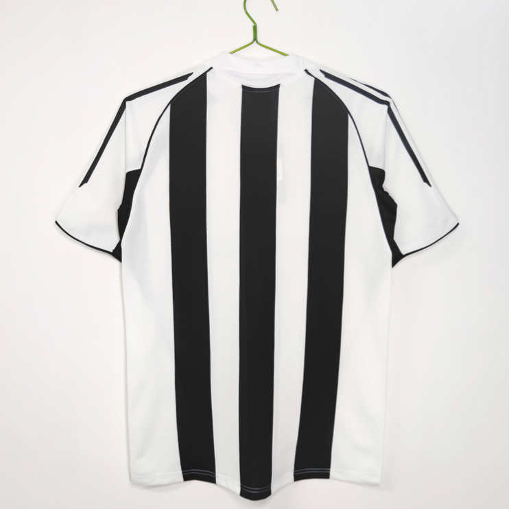 Newcastle United 2005/06 Retro Hemmatröja – Klassisk Fotbollströja Herr