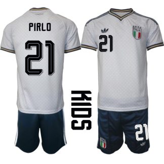 Italien Bortaställ VM 2026 Barn Andrea Pirlo 21 Tröja och Shorts