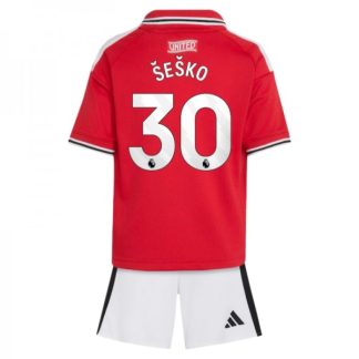 Manchester United Hemmaställ 2026/27 Barn Benjamin Šeško 30 Fotbollsset Tröja och Shorts