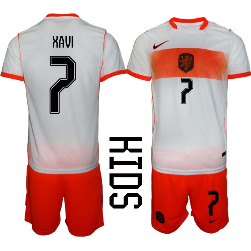Nederländerna VM 2026 Bortaställ Barn Xavi Simons 7 Fotbollströja och Shorts