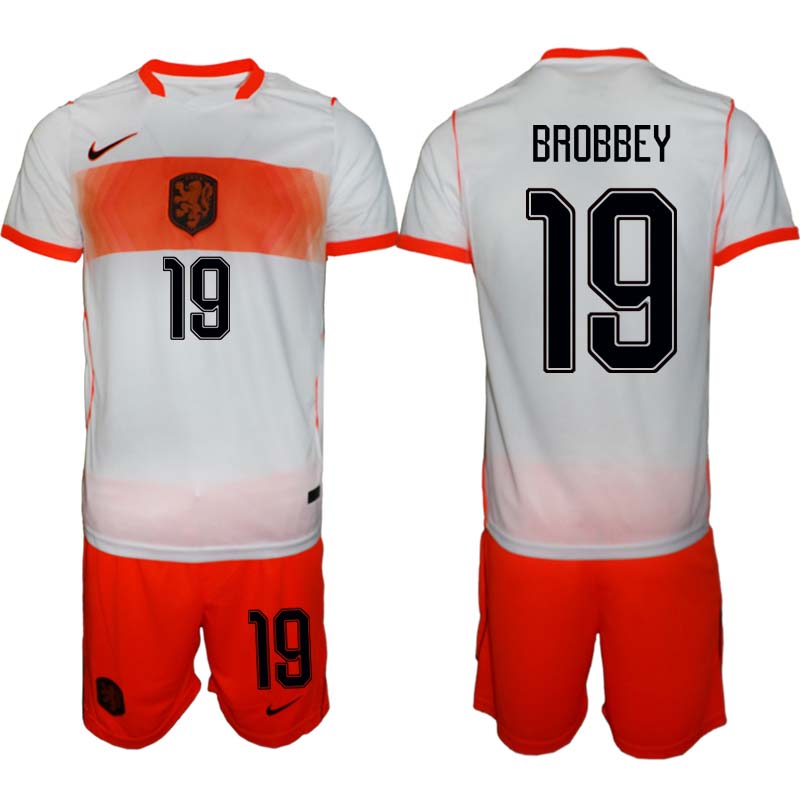 Nederländerna VM 2026 Bortaställ Herr Brian Brobbey 19 Fotbollströja med Shorts