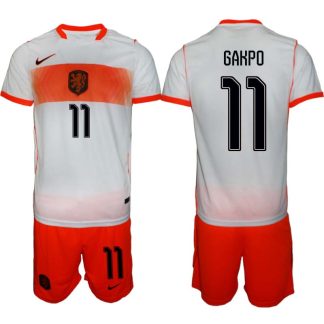 Nederländerna VM 2026 Bortaställ Herr Cody Gakpo 11 Fotbollströja med Shorts