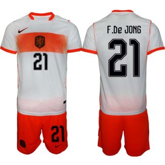 Nederländerna VM 2026 Bortaställ Herr Frenkie de Jong 21 Fotbollströja med Shorts