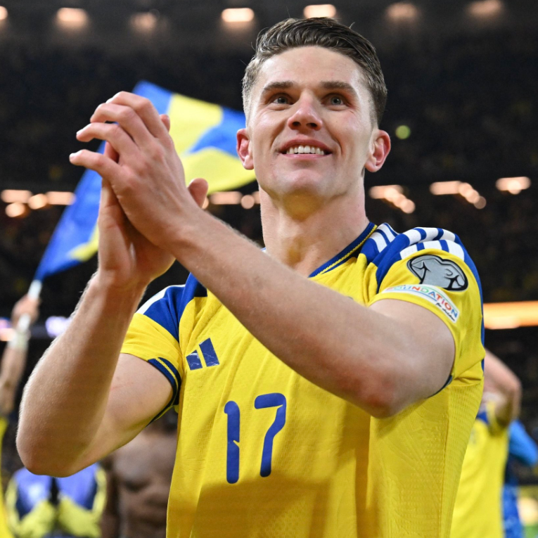 Viktor Gyökeres 17 Sverige VM 2026 Hemmatröja