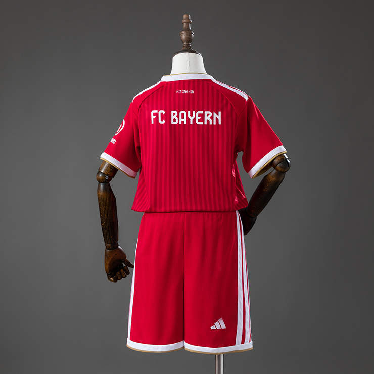 Bayern München 2026/27 Hemmaställ Barn Fotbollsställ med Shorts