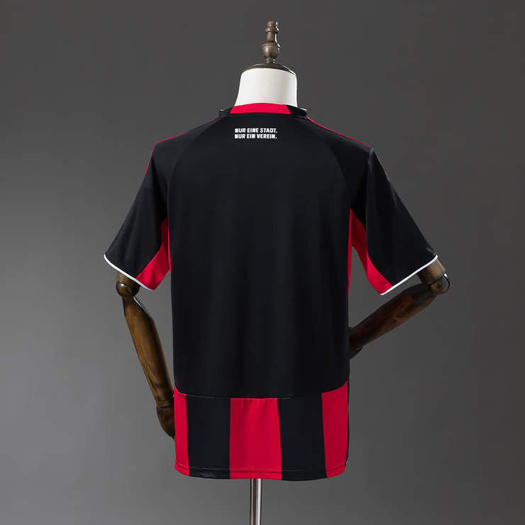 Eintracht Frankfurt 2025/26 Hemmatröja Herr Fotbollströja