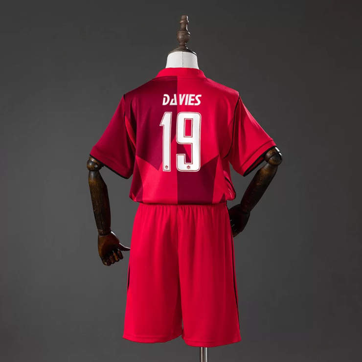 Kanada VM 2026 Hemmaställ Barn Alphonso Davies 19 Fotbollströja med Shorts