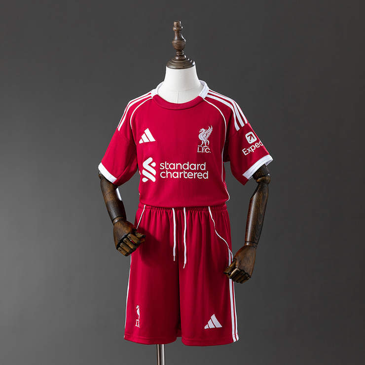 Liverpool FC 2025/26 Hemmaställ Barn Fotbollströja med Shorts