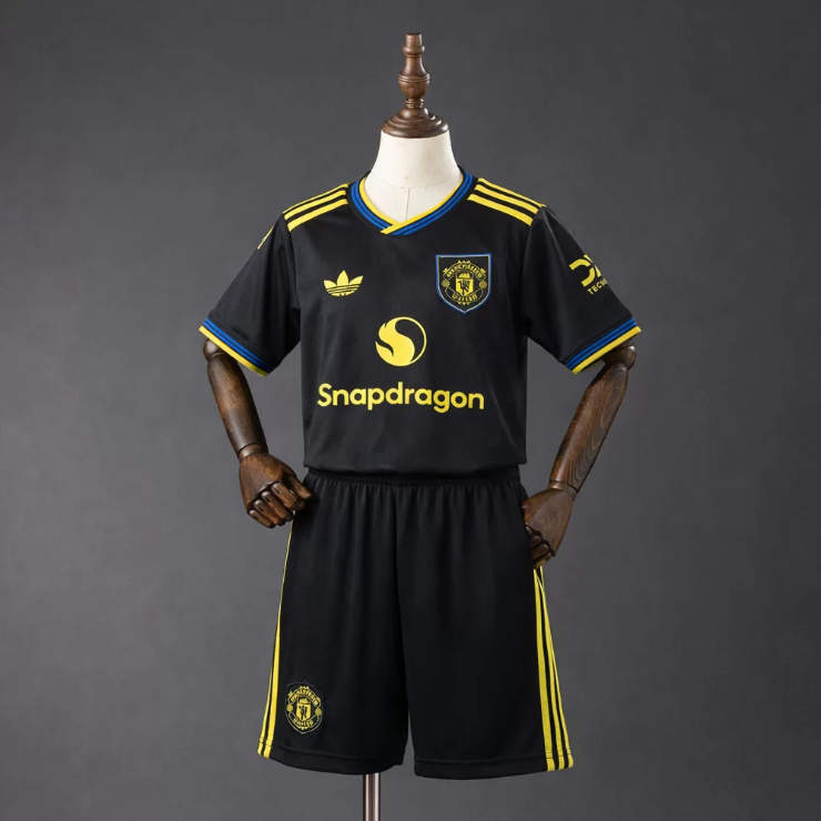 Manchester United 2025/26 Tredjetröja Barn Fotbollströja med Shorts
