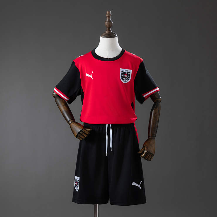 Österrike VM 2026 Hemmaställ Barn Fotbollströja med Shorts
