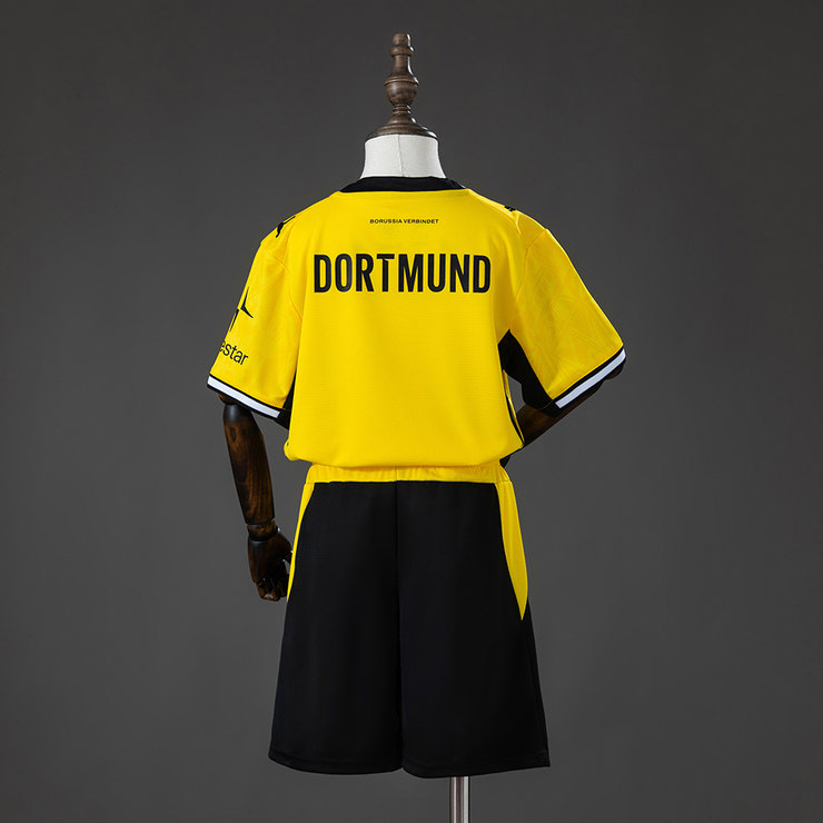 Borussia Dortmund Hemmaställ 2026/27 Barn Fotbollströja med Shorts
