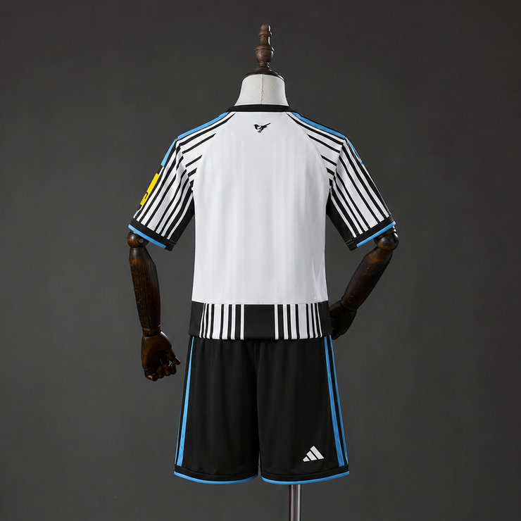 Newcastle United 2026/27 Hemmaställ Barn Fotbollströja med Shorts