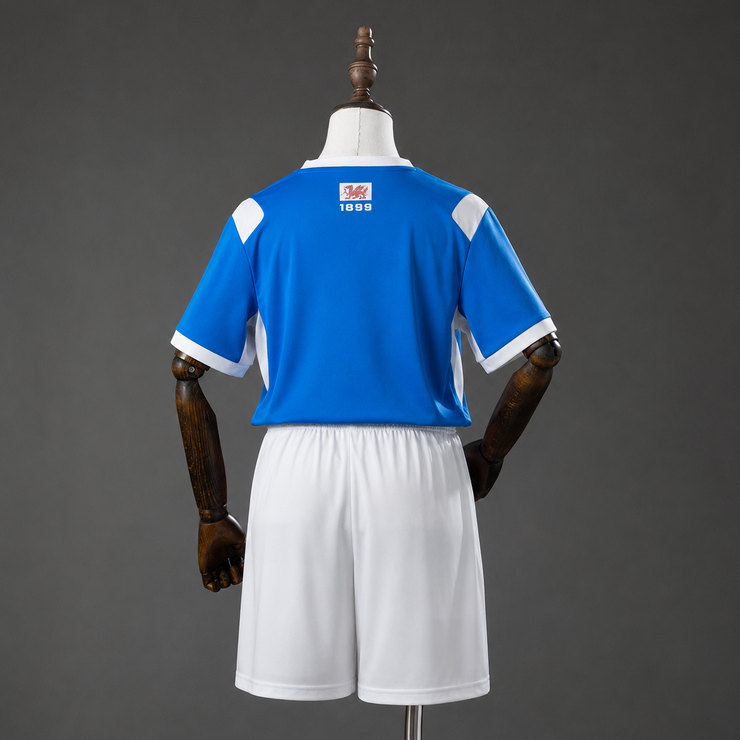 Cardiff City 2026/27 Hemmatröja Barn Fotbollsställ med Shorts