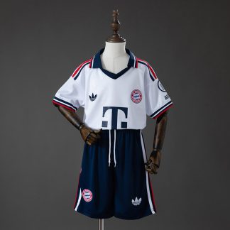 FC Bayern München 2026/27 Bortaställ Barn med Shorts