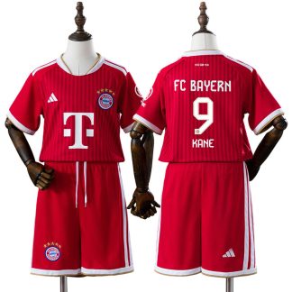 FC Bayern München 2026/27 Harry Kane 9 Hemmaställ Barn Röd med Shorts