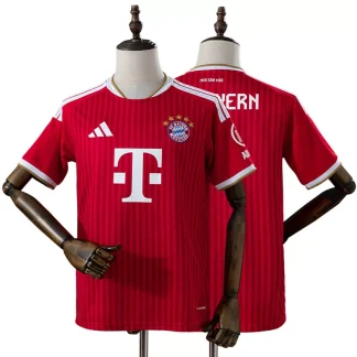 FC Bayern München 2026/27 Hemmatröja Herr Kortärmad Röd Fotbollströja