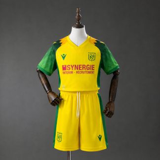 FC Nantes 2026/27 Hemmaställ Barn Gul Grön med Shorts
