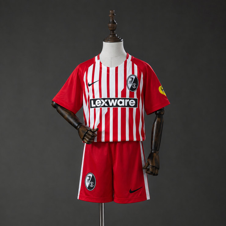 Freiburg 2026/27 Hemmaställ Barn med Shorts
