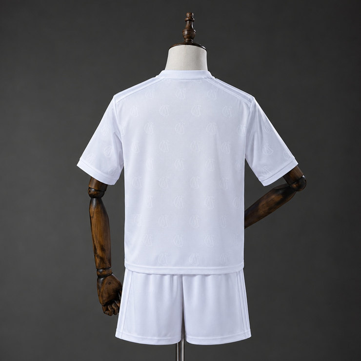 Real Madrid 2026/27 125-årsjubileum Fotbollsställ Barn Vit med Shorts