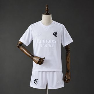 Real Madrid 2026/27 125-årsjubileum Fotbollsställ Barn Vit med Shorts