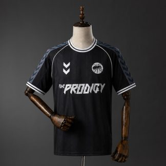 The Prodigy x Hummel 2026 Hemmatröja Herr Svart Fotbollströja