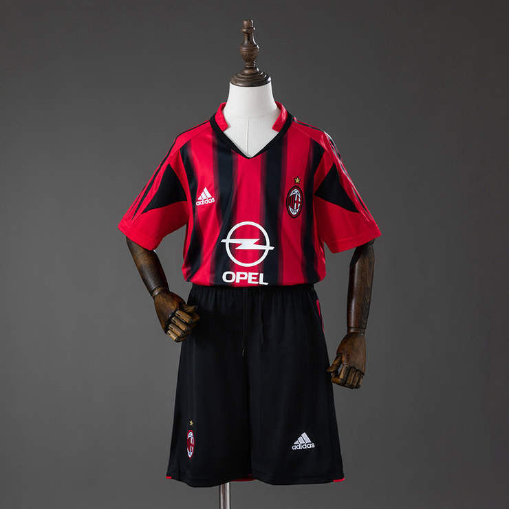 AC Milan 2004/05 Retro Hemmaställ Barn Röd och Svart med Shorts