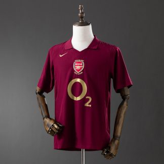 Arsenal 2005/06 Retro Hemmatröja Herr Mörkröd Fotbollströja
