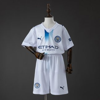 Manchester City 2026/27 Tredjeställ Barn Vit Ljusblå och Marinblå med Shorts