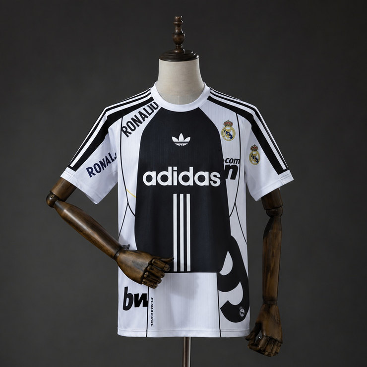 Real Madrid 2026/27 OG Retro Fotbollströja Herr Svart och Vit