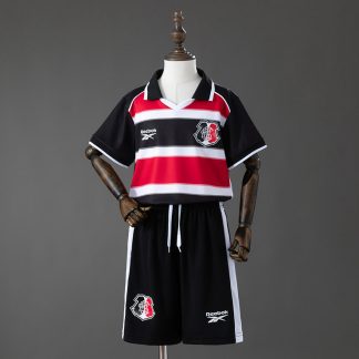 Santa Cruz 2026/27 Hemmaställ Barn Svart Röd och Vit med Shorts